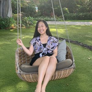 Meet your Posher, Tina